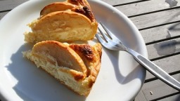 Recepta de cuina de Pastís de poma i llimona